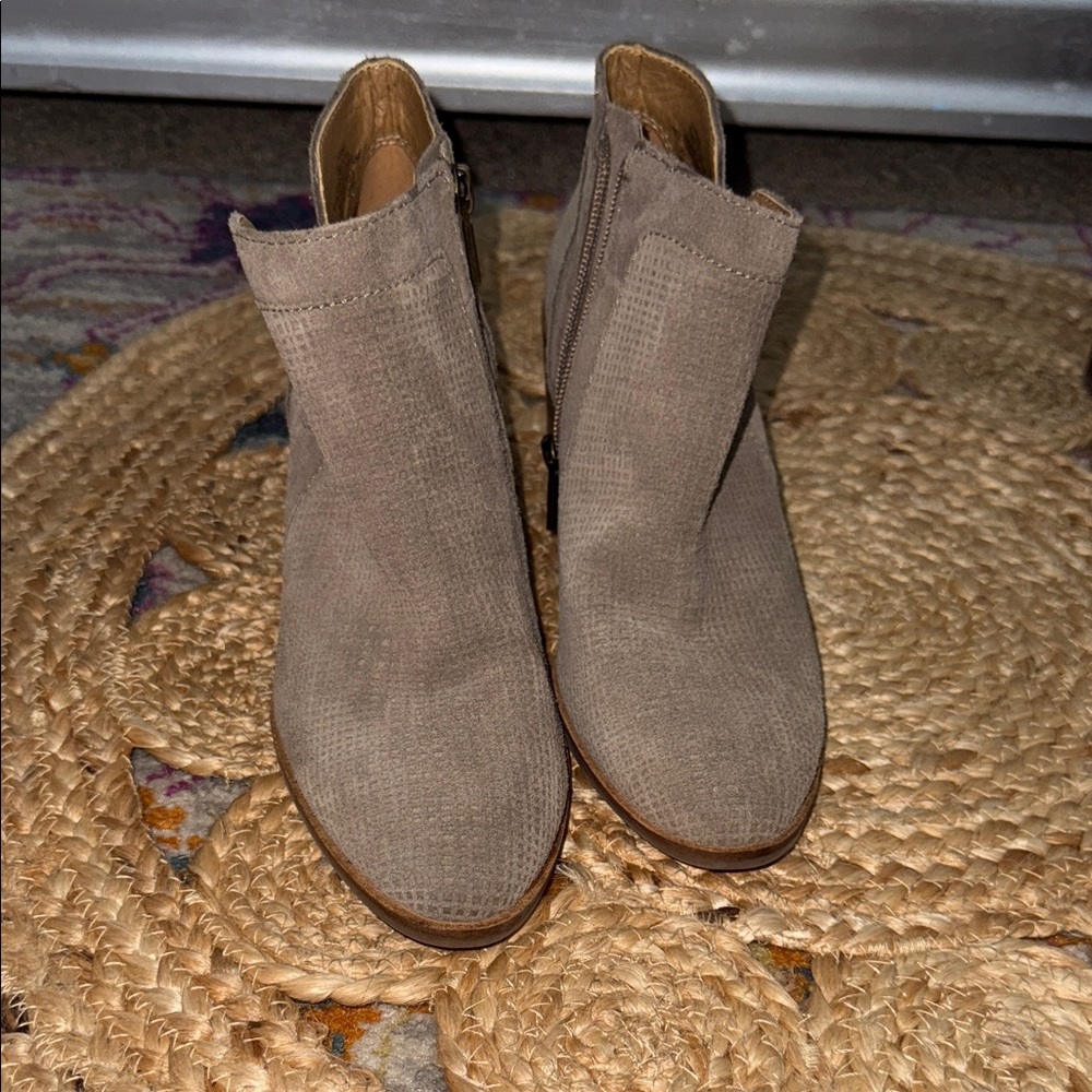 Lucky Brand Taupe Textured Ankle Boots